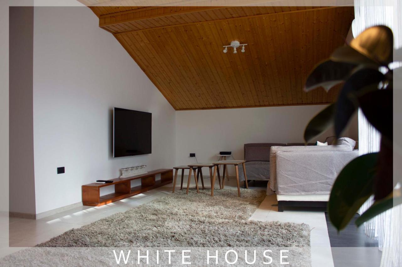 White House Villa Tbilisi Eksteriør bilde