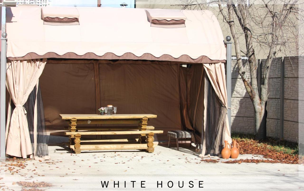 White House Villa Tbilisi Eksteriør bilde